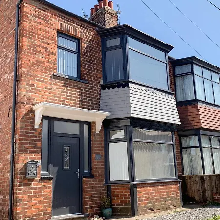 204 Sea View House 度假居 *