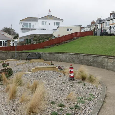 204 Sea View House